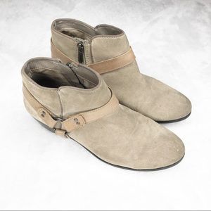 SAM EDELMAN | Tan Chelsea Booties 9.5